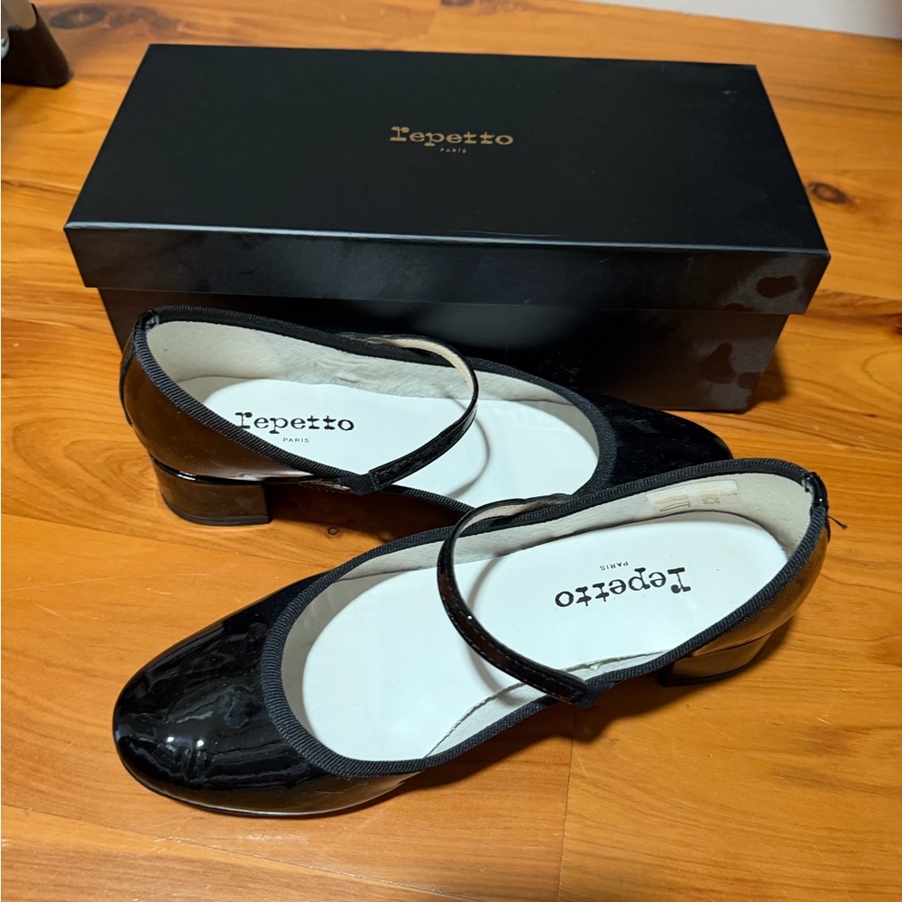 Repetto Shiny Black Kids Dress Shoes - Picture 2 of 2